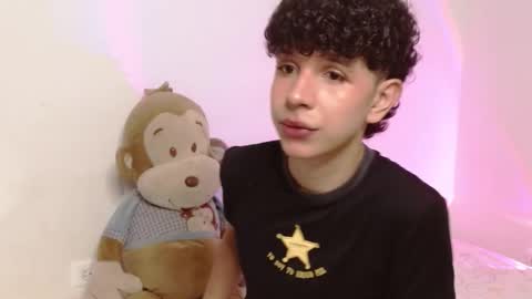 Cuddly online show from February 14, 11:18 am