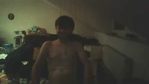 cuddlycrab48 online show from June 23, 9:35 pm