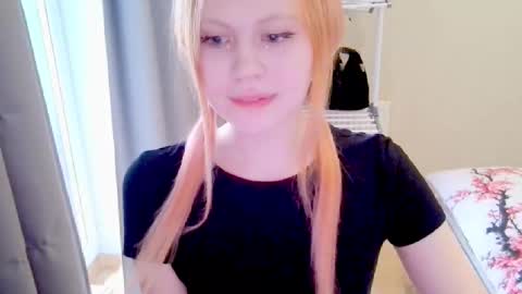 Snapshot of cuddlymisa chatting on March 14, 6:19 am Misa. online show from March 14, 6:19 am