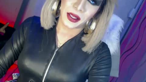 CUMMELA SLUTI online show from June 12, 5:12 pm