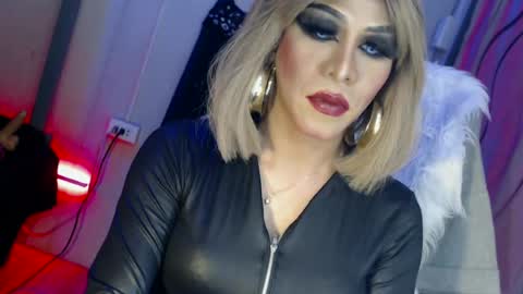 CUMMELA SLUTI online show from June 13, 9:29 am