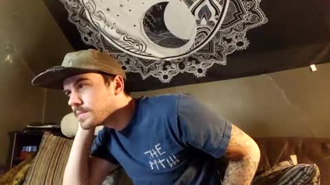 Snapshot of cum_addict69 chatting on January 28, 1:39 am cum_addict69 online show from January 28, 1:39 am