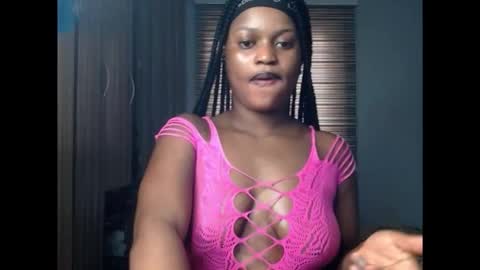 Snapshot of cum_ebony_petitxx chatting on February 12, 7:47 am cath online show from February 12, 7:47 am