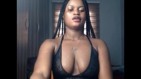 Snapshot of cum_ebony_petitxx chatting on February 23, 7:28 am cath online show from February 23, 7:28 am
