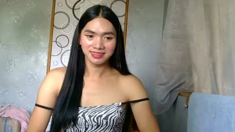 Snapshot of cum_ladyxx chatting on July 19, 4:05 am cum_ladyxx online show from July 19, 4:05 am