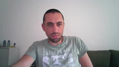 Snapshot of cum_shot8407 chatting on October 28, 1:36 pm cum_shot8407 online show from October 28, 1:36 pm