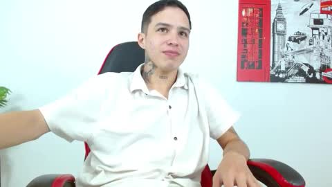 cumandres online show from February 13, 3:19 pm