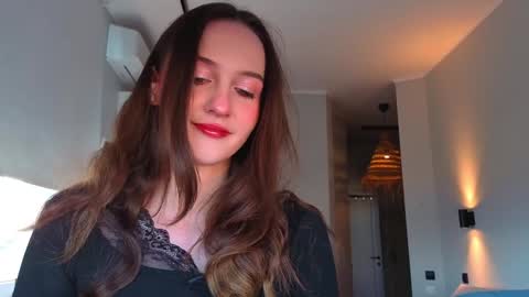 fansly -  lilyband online show from December 15, 7:01 am