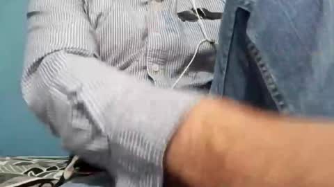 cumbian_chero online show from February 25, 2:22 pm