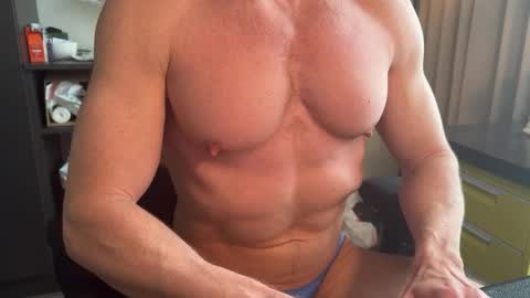 CumControlEdger online show from March 25, 9:10 pm