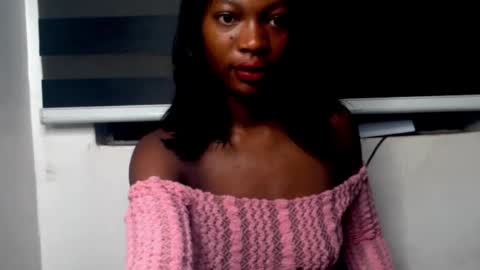 cumebony_petit online show from January 18, 3:32 am