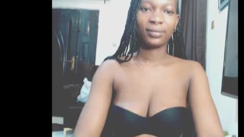 cumebony_petit online show from April 11, 3:33 am