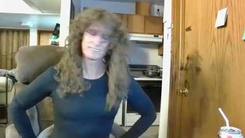 Snapshot of cumfornikki chatting on February 15, 1:02 am Nikki online show from February 15, 1:02 am