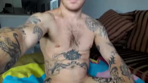 Snapshot of cummfights chatting on November 21, 9:35 pm Charlie Mitchell online show from November 21, 9:35 pm