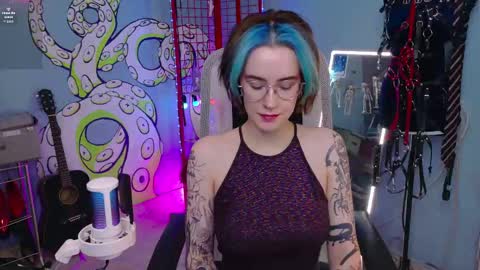 CUMpotikEve online show from April 19, 5:18 am