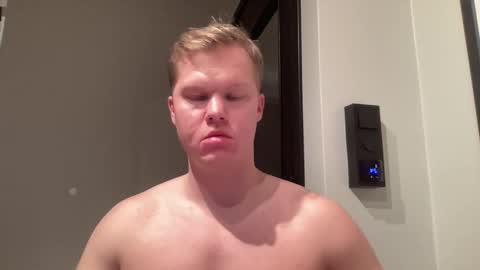 CumRicoXL online show from November 10, 6:07 pm