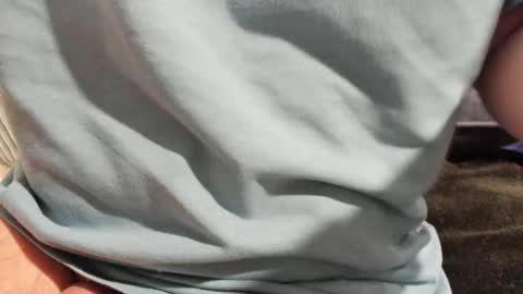 Snapshot of cums_alot_4u2 chatting on February 27, 9:04 pm Cums alot 4u2 online show from February 27, 9:04 pm