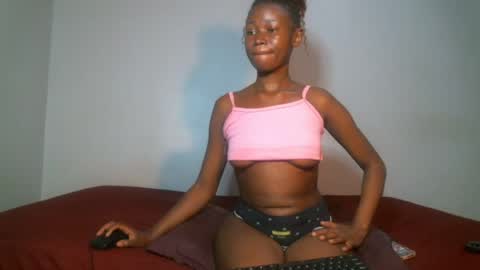 Snapshot of cumslayer19 chatting on July 13, 10:45 pm Shiiro online show from July 13, 10:45 pm