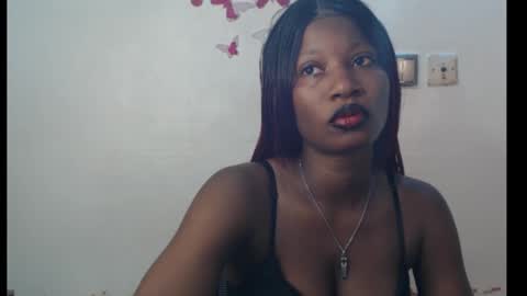 Zara online show from March 4, 12:05 am