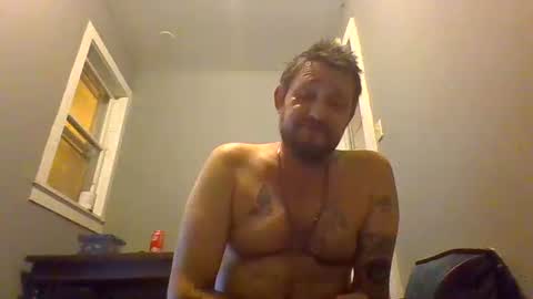 Snapshot of cuntreeboy68 chatting on December 11, 7:09 am Bash online show from December 11, 7:09 am