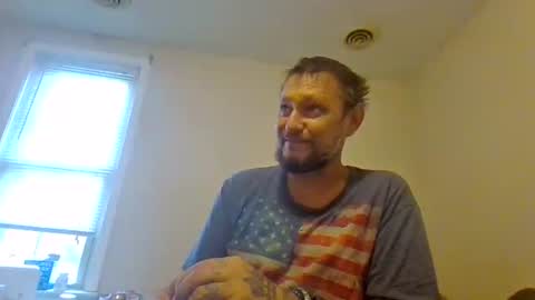 Snapshot of cuntreeboy68 chatting on October 27, 5:17 pm Bash online show from October 27, 5:17 pm