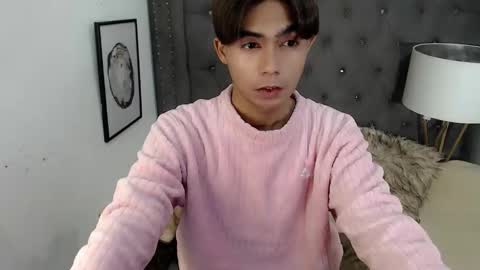 Snapshot of cuppycupcake_2 chatting on November 7, 5:46 pm Xyrien online show from November 7, 5:46 pm