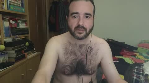 curiosillo1983 online show from January 12, 5:01 am