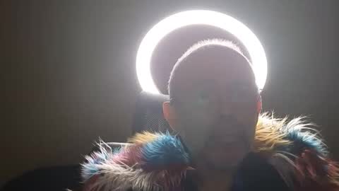 Snapshot of curiousbisex22 chatting on April 17, 7:17 pm Curiousbisex22 online show from April 17, 7:17 pm