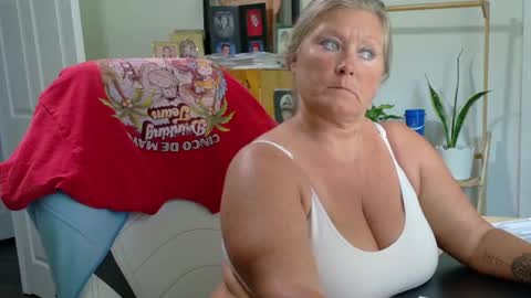 curious couple online show from July 8, 5:28 pm