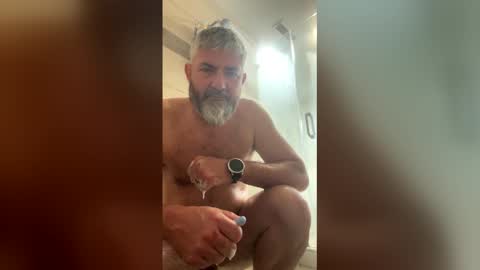 Snapshot of curiouscouple_hubby chatting on February 15, 1:20 pm hubby online show from February 15, 1:20 pm