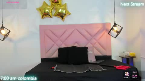 curly_babe1 online show from July 2, 3:45 am