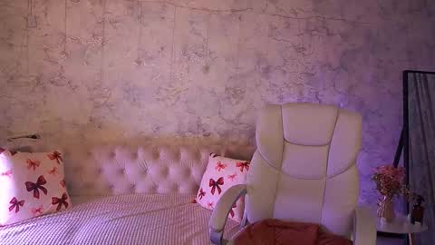 curlycandyxx online show from March 23, 2:54 pm