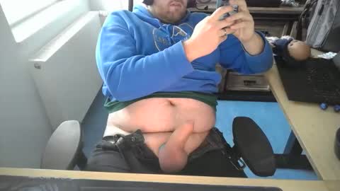 currycake online show from November 23, 1:33 pm