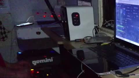 curvelover1977 online show from January 31, 9:02 pm