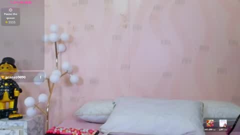 Snapshot of curvybuffgirl chatting on July 10, 7:38 pm Michel online show from July 10, 7:38 pm