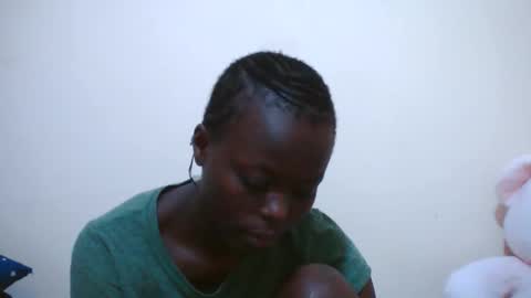 curvynubian online show from March 2, 7:15 am