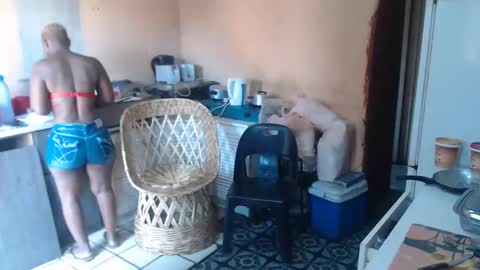 curvypear76x online show from December 6, 8:37 am