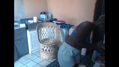 curvypear76x online show from December 12, 11:29 am