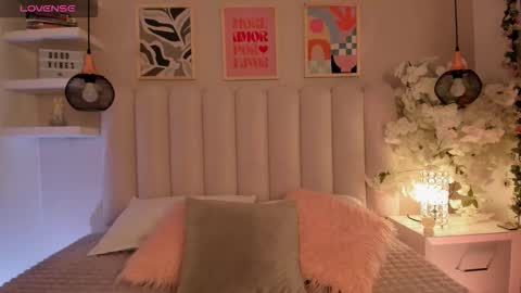 Amber  online show from November 27, 8:33 pm