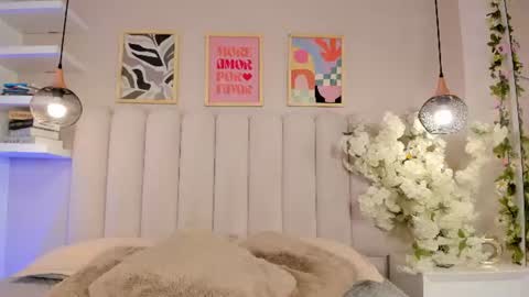Snapshot of cute__cherry_ chatting on June 19, 8:45 pm Amber online show from June 19, 8:45 pm