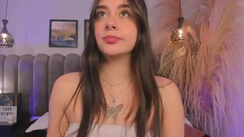 Snapshot of cute__cherry_ chatting on July 17, 8:46 pm Amber online show from July 17, 8:46 pm