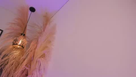Snapshot of cute__cherry_ chatting on July 18, 7:28 pm Amber online show from July 18, 7:28 pm