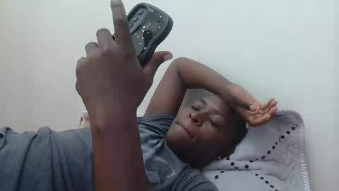 cute_barbie7184597 online show from April 19, 6:32 pm