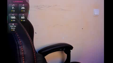 Snapshot of cute_becca_cb chatting on September 17, 9:27 pm Becca online show from September 17, 9:27 pm