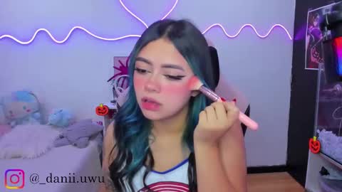 Snapshot of cute_dani__ chatting on October 25, 10:23 am Dani  online show from October 25, 10:23 am