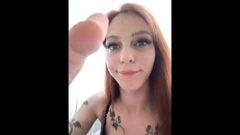Snapshot of cute_foxis chatting on June 10, 4:17 pm cute_foxis online show from June 10, 4:17 pm