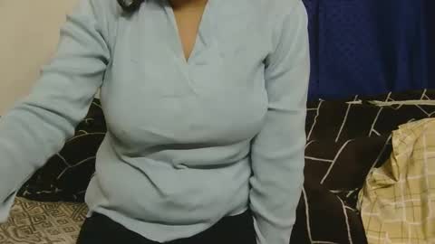 Snapshot of cute_kashmira99 chatting on January 5, 3:13 pm kashmira online show from January 5, 3:13 pm