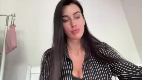 cute_kriss94 online show from July 9, 4:00 pm