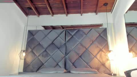 Lizzy online show from January 7, 6:43 pm