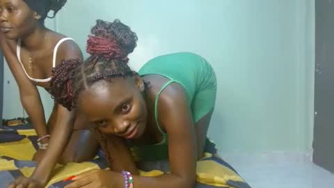 cute_lorna online show from April 11, 9:19 pm